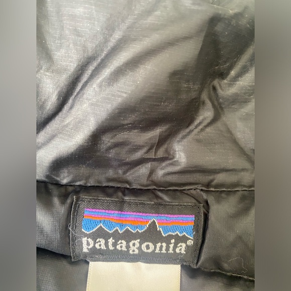 Patagonia Nylon Down Filled Puffer Vest - Picture 4 of 9